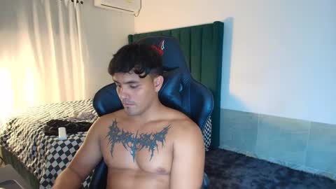  Lei  online show from October 24, 11:38 pm