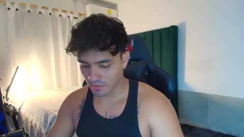  Lei  online show from November 18, 1:19 am