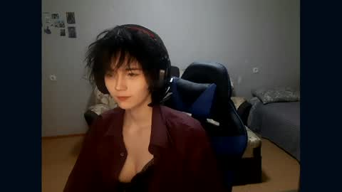 Viola online show from April 20, 9:40 pm