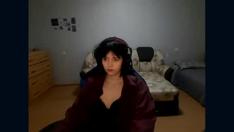 Viola online show from April 21, 2:51 am