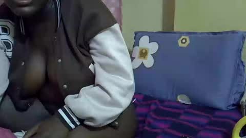 leilah_cute19 online show from May 31, 6:09 pm