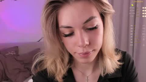 leilalafleur_ online show from May 30, 6:01 am