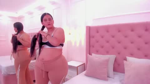leily_asss online show from July 14, 10:15 pm