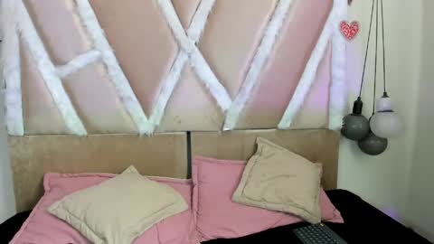 lele_699 online show from March 30, 5:02 pm