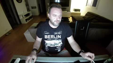 Snapshot of lemouth006 chatting on January 17, 6:36 am Ange online show from January 17, 6:36 am