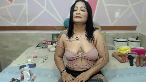 lena_lawson online show from March 14, 9:41 pm