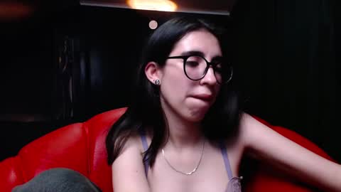 Snapshot of lena_roses chatting on February 7, 6:45 pm Lena online show from February 7, 6:45 pm