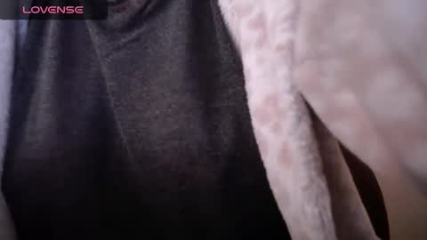 lenagolden online show from October 13, 11:12 am