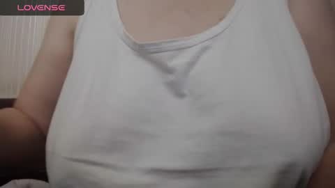 lenagolden online show from January 9, 5:33 pm