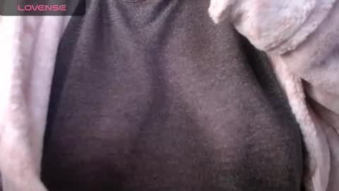 lenagolden online show from October 15, 9:43 am