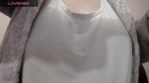 lenagolden online show from December 15, 12:56 pm