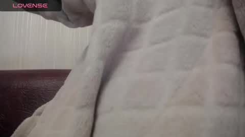 lenagolden online show from February 13, 3:50 am