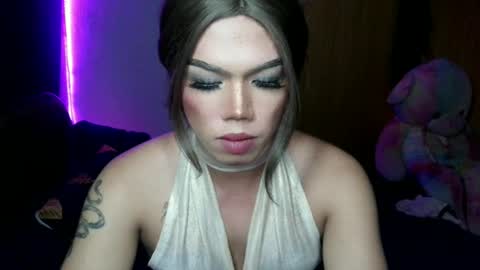 lena online show from June 18, 2:39 am