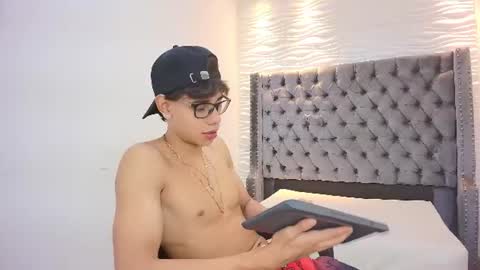 LENNY online show from June 27, 12:33 pm