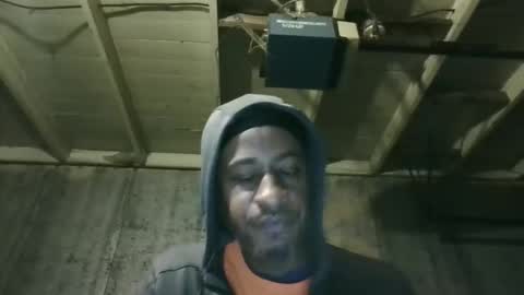 leo199984 online show from April 1, 2:34 am