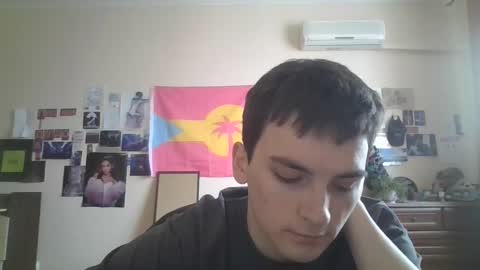 leo_cutie online show from February 14, 10:18 am