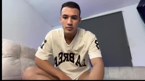 leo online show from January 15, 9:45 pm