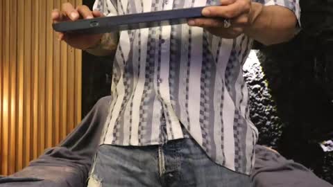 Leo  Diaz online show from April 19, 4:13 am