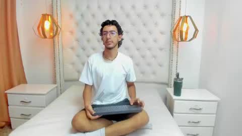 LEO online show from July 13, 12:31 pm