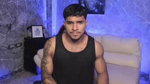 Leo independent model online show from November 22, 1:15 am