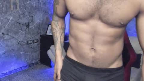 Snapshot of leo_taro chatting on October 1, 11:14 pm Leo independent model online show from October 1, 11:14 pm