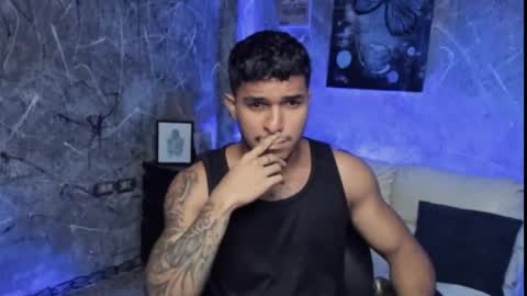 Leo independent model online show from February 3, 2:08 am