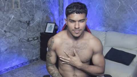 Snapshot of leo_taro chatting on September 30, 4:12 am Leo independent model online show from September 30, 4:12 am