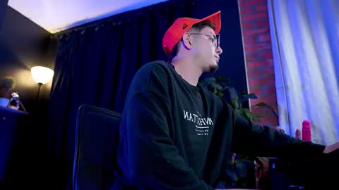 Leo online show from January 15, 11:35 pm