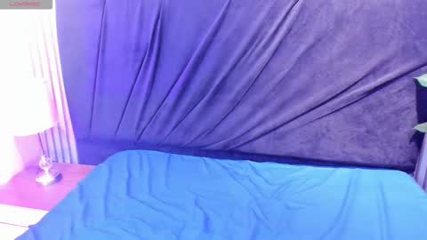 leohard_ online show from February 11, 10:02 pm