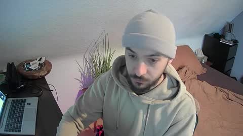 Leonardo online show from January 9, 10:32 am