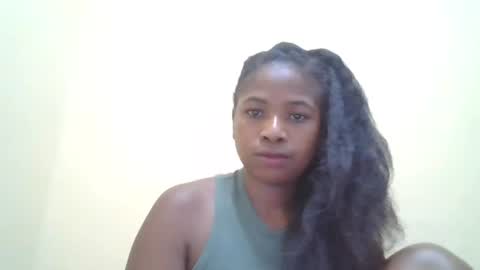 leonnetta online show from April 14, 10:35 pm