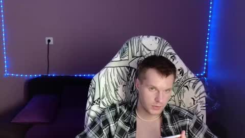 Leon online show from January 4, 6:51 pm