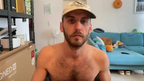 Leon online show from July 9, 10:52 am