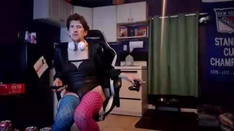 Keith online show from November 19, 7:29 am