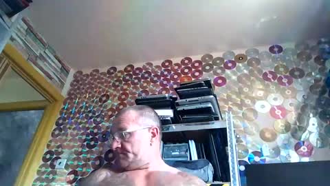 lesek0352 online show from July 12, 1:58 pm