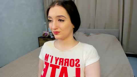 Lesley online show from November 20, 4:33 am