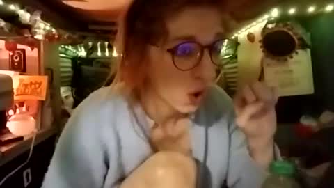 LesleyGumGrass- The Boring Trans girl online show from December 5, 12:14 pm