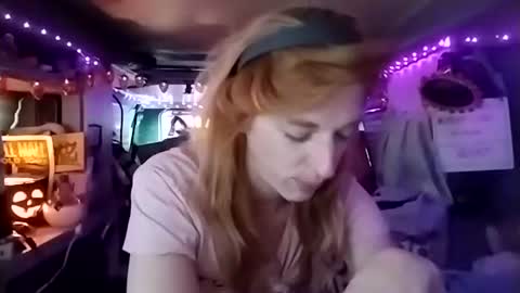 LesleyGumGrass- The Boring Trans girl online show from October 27, 3:01 pm