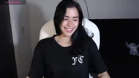 leslie  online show from February 21, 12:16 am