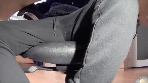 Lesorio online show from January 9, 6:47 pm