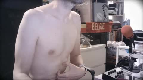 Vampiro Diurno online show from December 30, 3:56 pm