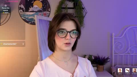 letoria_notley online show from April 22, 5:25 am