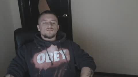 lev1ngston online show from December 30, 7:59 am