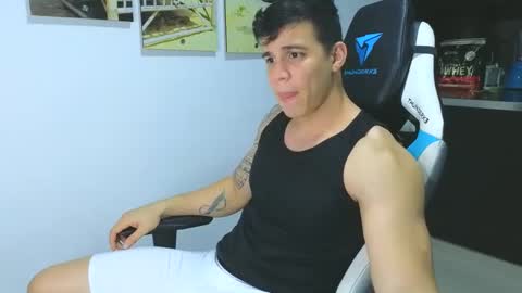 levelingg online show from February 8, 2:58 am