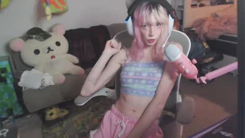 lewdy booty online show from November 28, 12:40 am