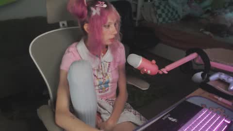 lewdy booty online show from October 18, 5:33 am