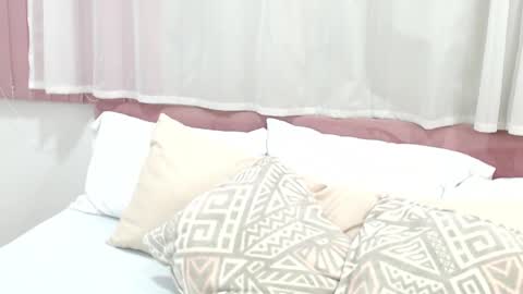 Gabrielle online show from March 10, 1:54 pm