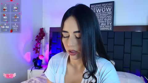 Lexi Howard  online show from January 7, 4:50 am