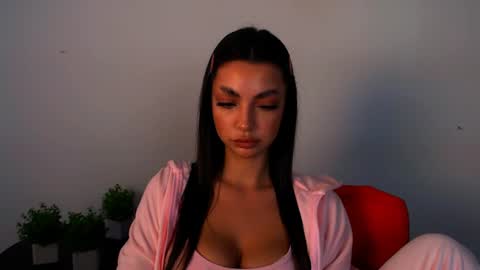 Alexia online show from June 13, 12:37 pm