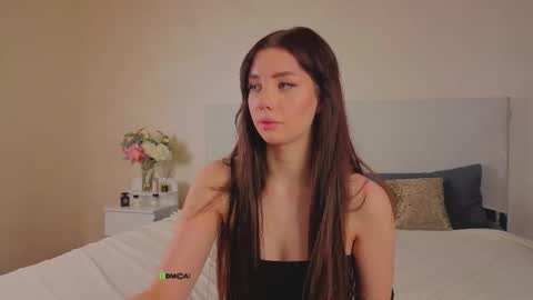 Sophie online show from November 28, 6:59 pm